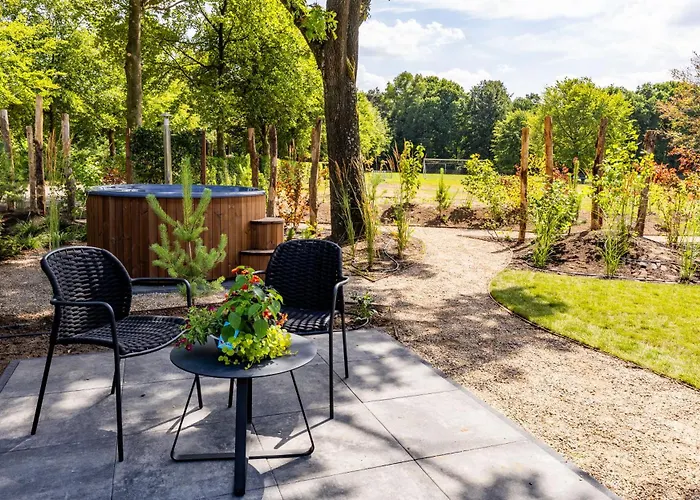 Landgoed Oud Beekdal Holiday park *